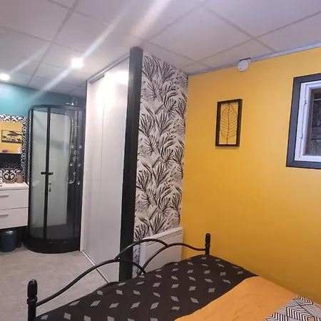 Apartment Le Voyage En Couleurs